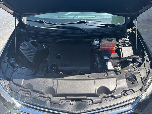 Photo of 2018 Mosaic Black Metallic Chevrolet Traverse
