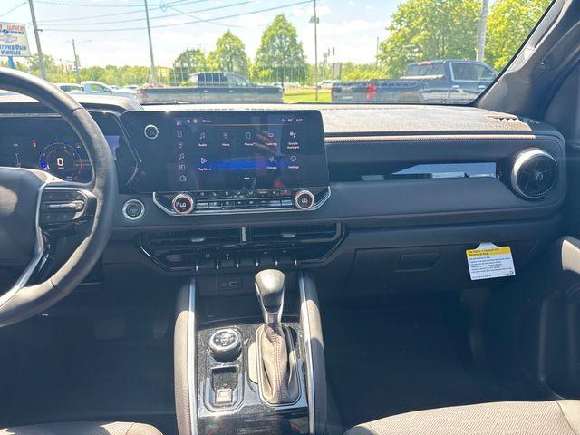 Photo of 2023 Black Chevrolet Colorado