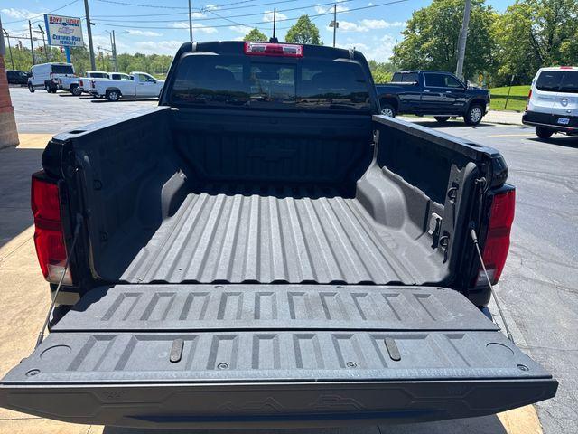 Photo of 2023 Black Chevrolet Colorado