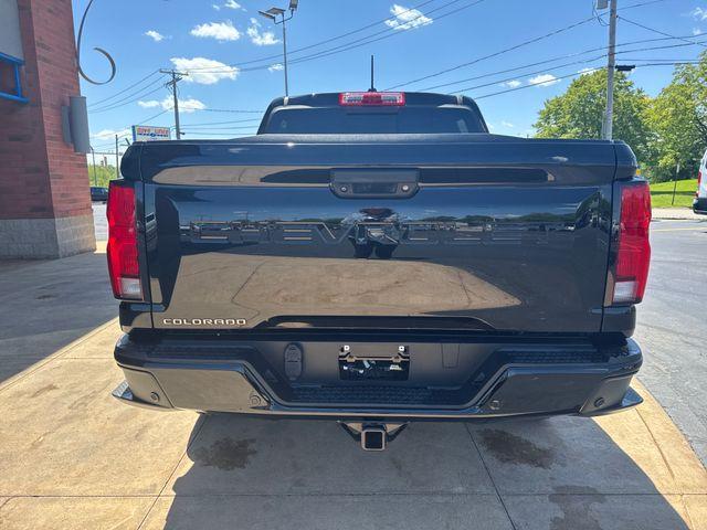 Photo of 2023 Black Chevrolet Colorado