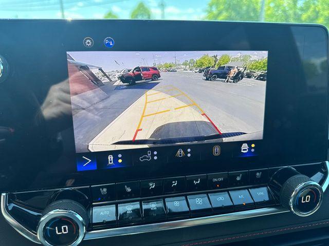 Photo of 2023 Black Chevrolet Colorado