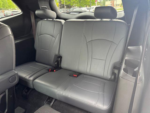 Photo of 2024 Summit White Buick Enclave