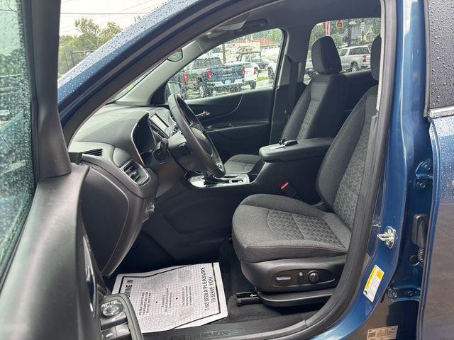 Photo of 2024 Lakeshore Blue Metallic Chevrolet Equinox