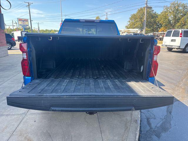 Photo of 2022 Glacier Blue Metallic Chevrolet Silverado 1500