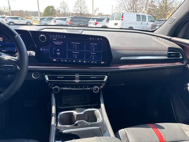 Photo of 2024 Red Chevrolet Traverse