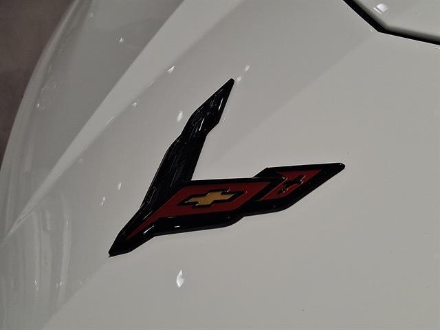 Photo of 2023 Arctic White Chevrolet Corvette