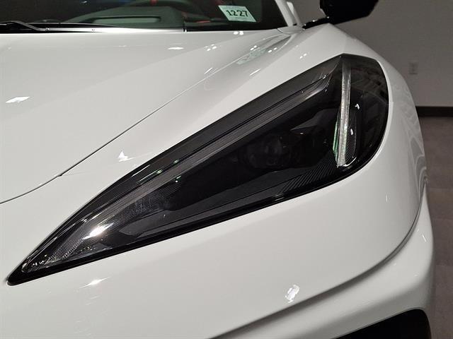 Photo of 2023 Arctic White Chevrolet Corvette