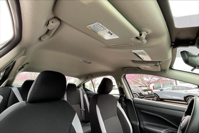 Photo of 2025 Brilliant Silver Metallic Nissan Versa
