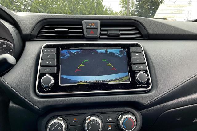 Photo of 2025 Brilliant Silver Metallic Nissan Versa