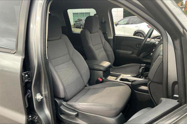 Photo of 2022 Gun Metallic Nissan Frontier