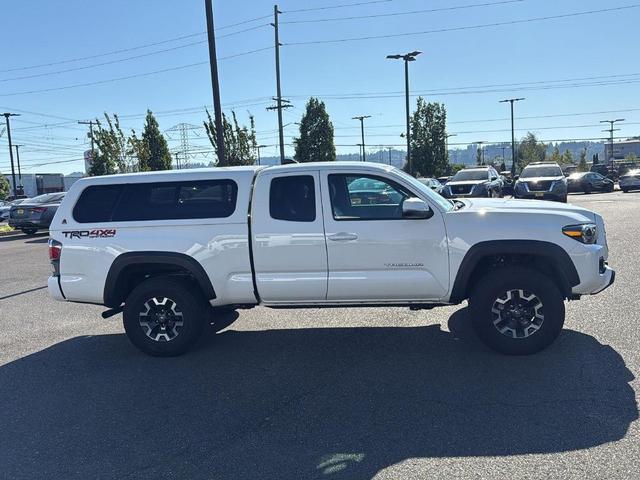 Photo of 2021 Super White Toyota Tacoma