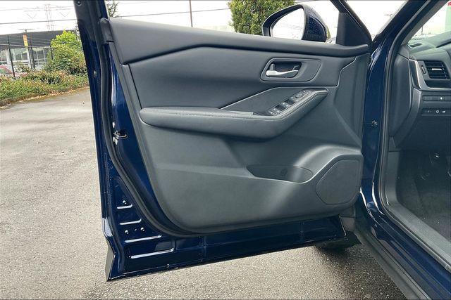 Photo of 2026 Deep Ocean Blue Pearl Nissan Rogue