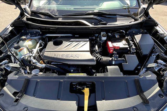 Photo of 2024 Gun Metallic Nissan Rogue