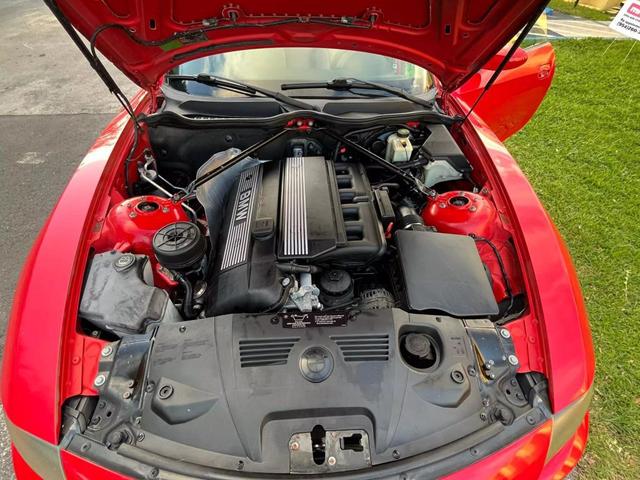 Photo of 2004 Red BMW Z4