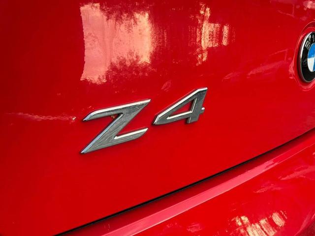 Photo of 2004 Red BMW Z4