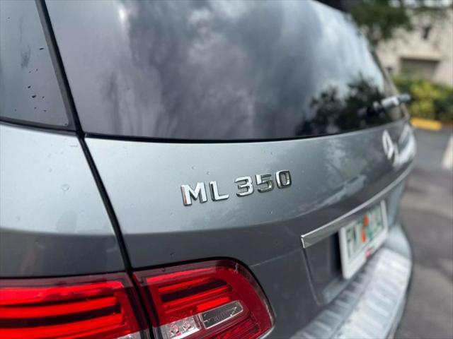 Photo of 2013 Silver Mercedes-Benz M-Class