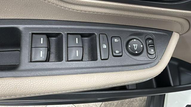 Photo of 2018 White Diamond Pearl Honda Odyssey