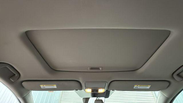 Photo of 2018 White Diamond Pearl Honda Odyssey
