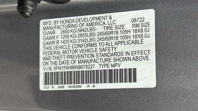 Photo of 2022 Lunar Silver Metallic Honda Pilot