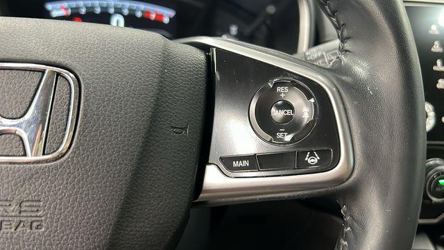 Photo of 2022 Platinum White Pearl Honda CR-V