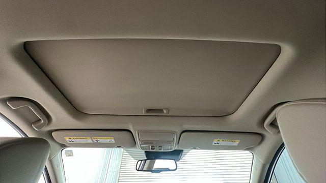 Photo of 2022 Platinum White Pearl Honda CR-V