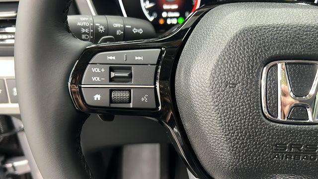 Photo of 2025 Nh-830mx Honda Pilot