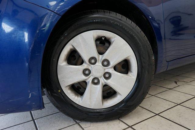 Photo of 2018 Deep Sea Blue Kia Forte