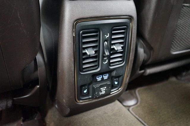 Photo of 2014 Brilliant Black Crystal Pearlcoat Jeep Grand Cherokee