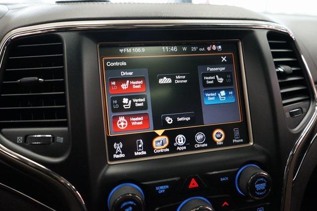 Photo of 2014 Brilliant Black Crystal Pearlcoat Jeep Grand Cherokee