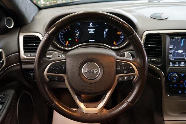 Photo of 2014 Brilliant Black Crystal Pearlcoat Jeep Grand Cherokee