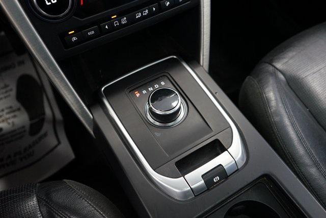 Photo of 2017 Indus Silver Metallic Land Rover Discovery Sport