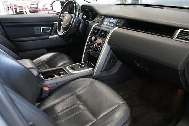 Photo of 2017 Indus Silver Metallic Land Rover Discovery Sport