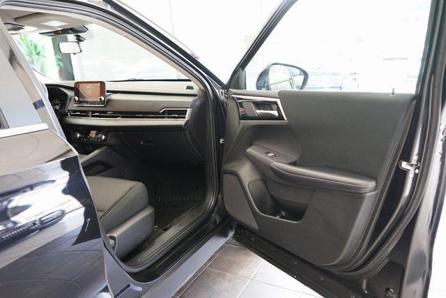 Photo of 2024 Black Diamond Mitsubishi Outlander