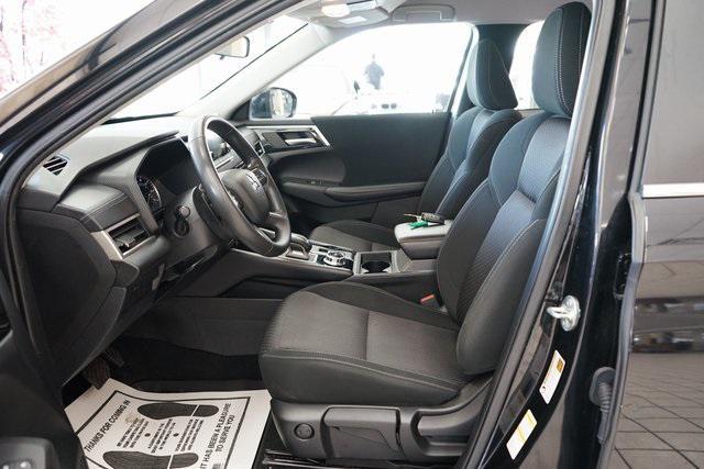 Photo of 2024 Black Diamond Mitsubishi Outlander