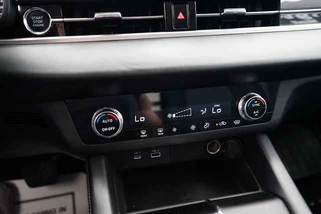 Photo of 2024 Black Diamond Mitsubishi Outlander