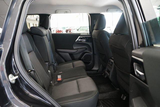 Photo of 2024 Black Diamond Mitsubishi Outlander