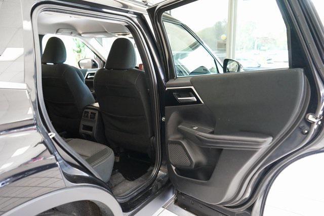 Photo of 2024 Black Diamond Mitsubishi Outlander