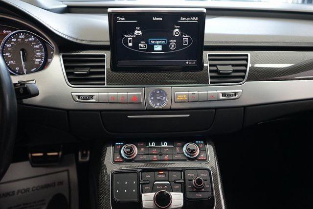Photo of 2015 Glacier White Metallic Audi S8
