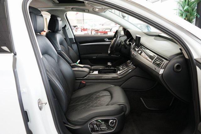 Photo of 2015 Glacier White Metallic Audi S8