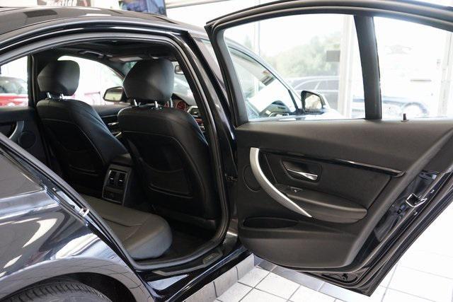 Photo of 2016 Black Sapphire Metallic BMW 328