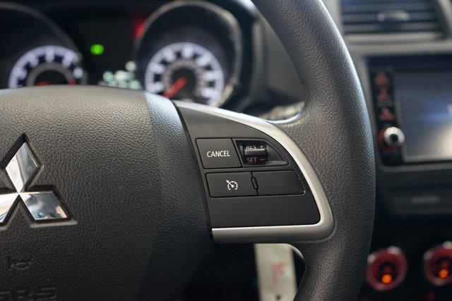 Photo of 2018 Diamond White Pearl Mitsubishi Outlander Sport