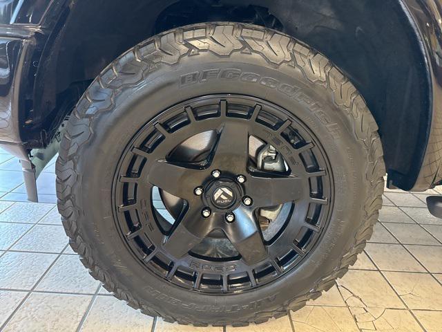 Photo of 2018 Shadow Black Ford F-150