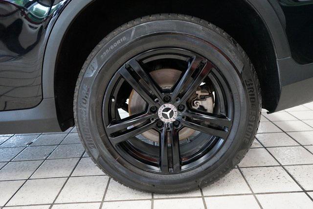 Photo of 2021 Black Mercedes-Benz GLC 300