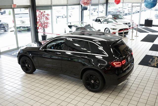 Photo of 2021 Black Mercedes-Benz GLC 300