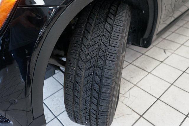 Photo of 2021 Black Mercedes-Benz GLC 300