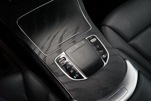Photo of 2021 Black Mercedes-Benz GLC 300