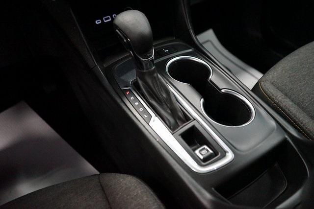 Photo of 2023 Summit White Chevrolet Equinox