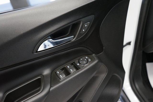 Photo of 2023 Summit White Chevrolet Equinox