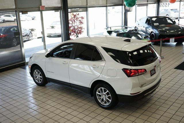 Photo of 2023 Summit White Chevrolet Equinox