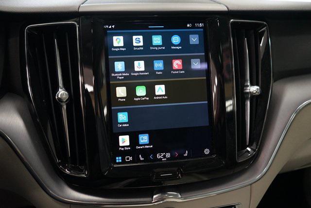 Photo of 2022 Onyx Black Metallic Volvo XC60 Recharge Plug-In Hybrid